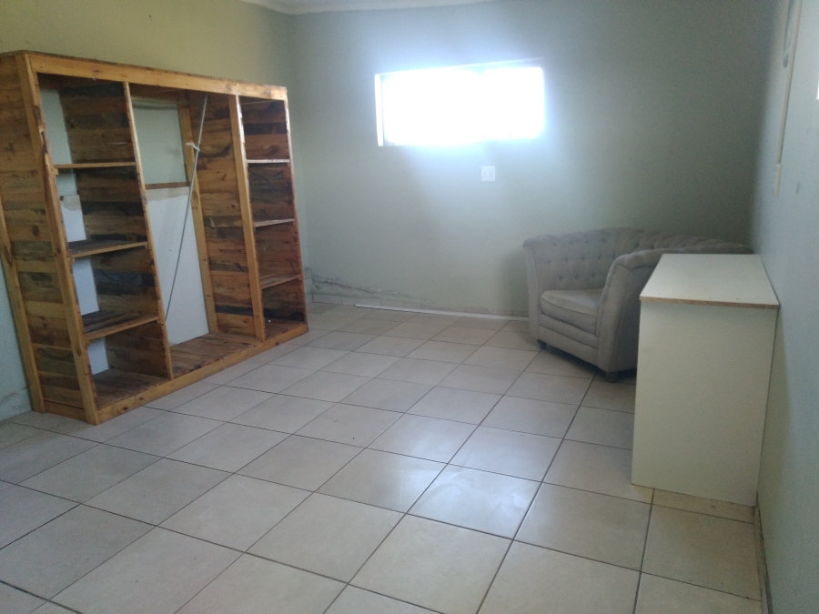To Let 2 Bedroom Property for Rent in Vredenburg Rural Western Cape
